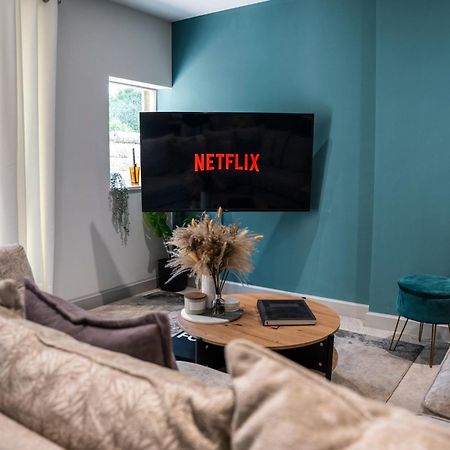 Spring Mount Huge Luxury Full Apartment- Harrogate Centre-Two Extremely Comfy Kingsize Bedrooms-Fully Equipped Modern Kitchen-Cosy Living Room With Huge Tv Exteriör bild