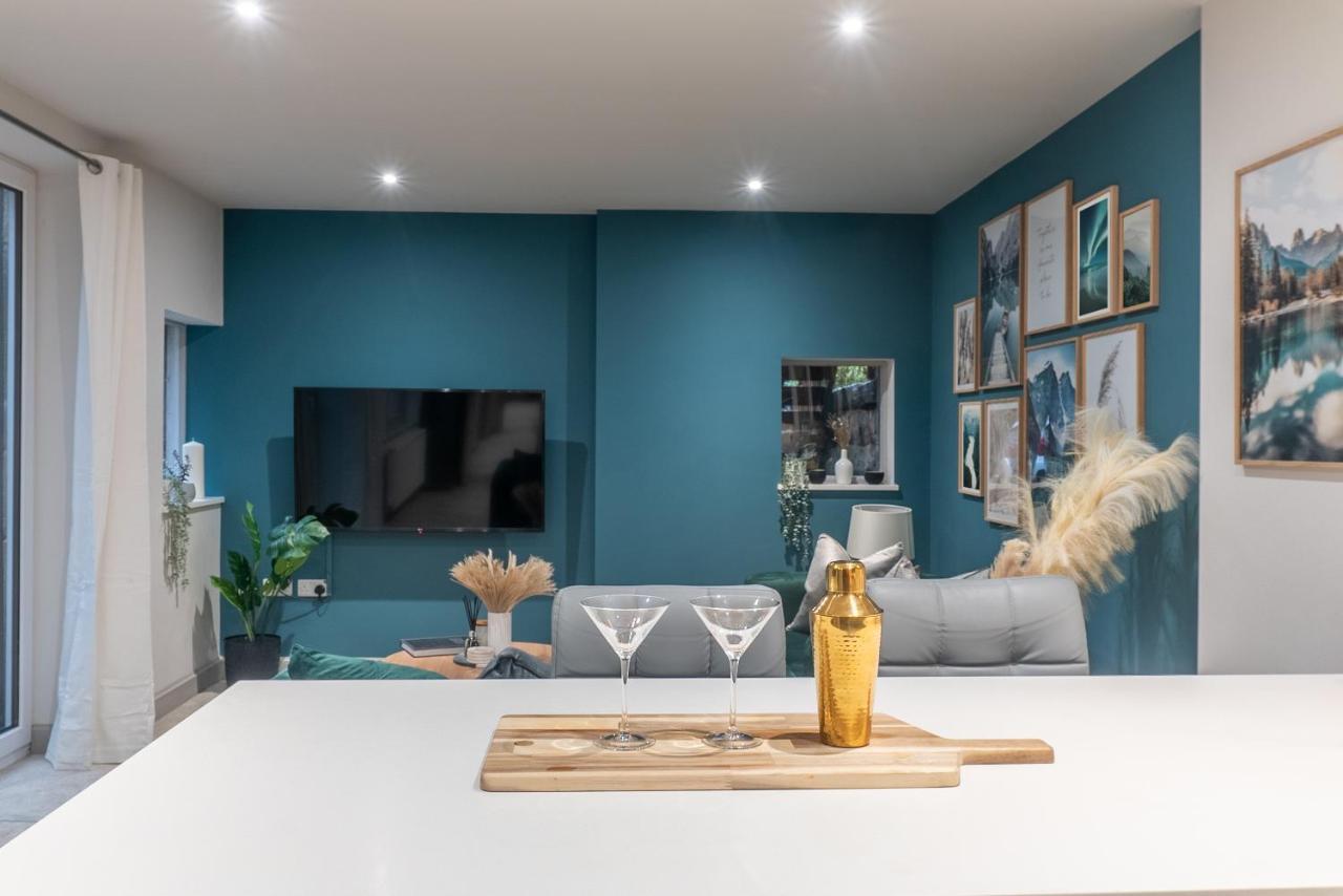 Spring Mount Huge Luxury Full Apartment- Harrogate Centre-Two Extremely Comfy Kingsize Bedrooms-Fully Equipped Modern Kitchen-Cosy Living Room With Huge Tv Exteriör bild