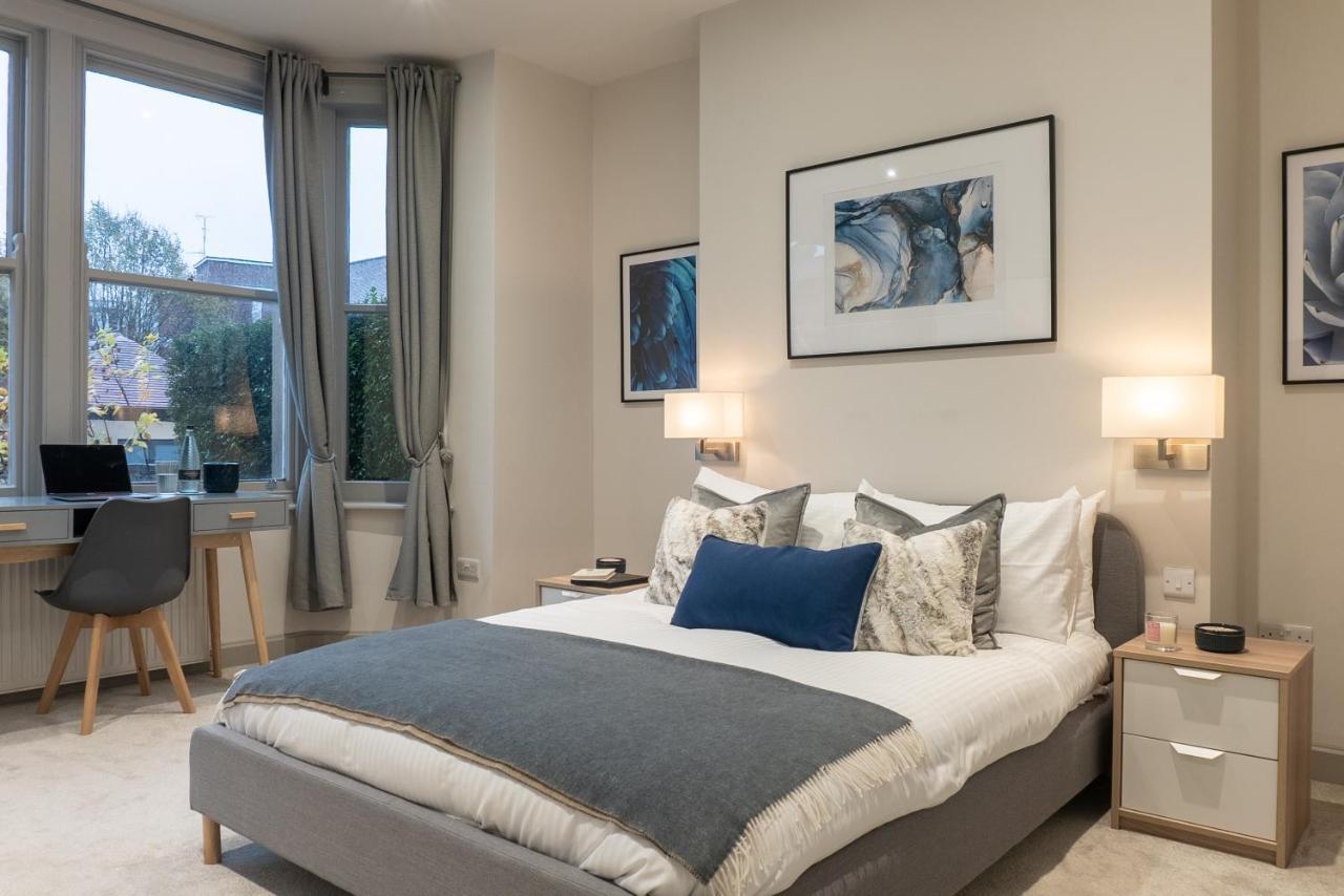 Spring Mount Huge Luxury Full Apartment- Harrogate Centre-Two Extremely Comfy Kingsize Bedrooms-Fully Equipped Modern Kitchen-Cosy Living Room With Huge Tv Exteriör bild